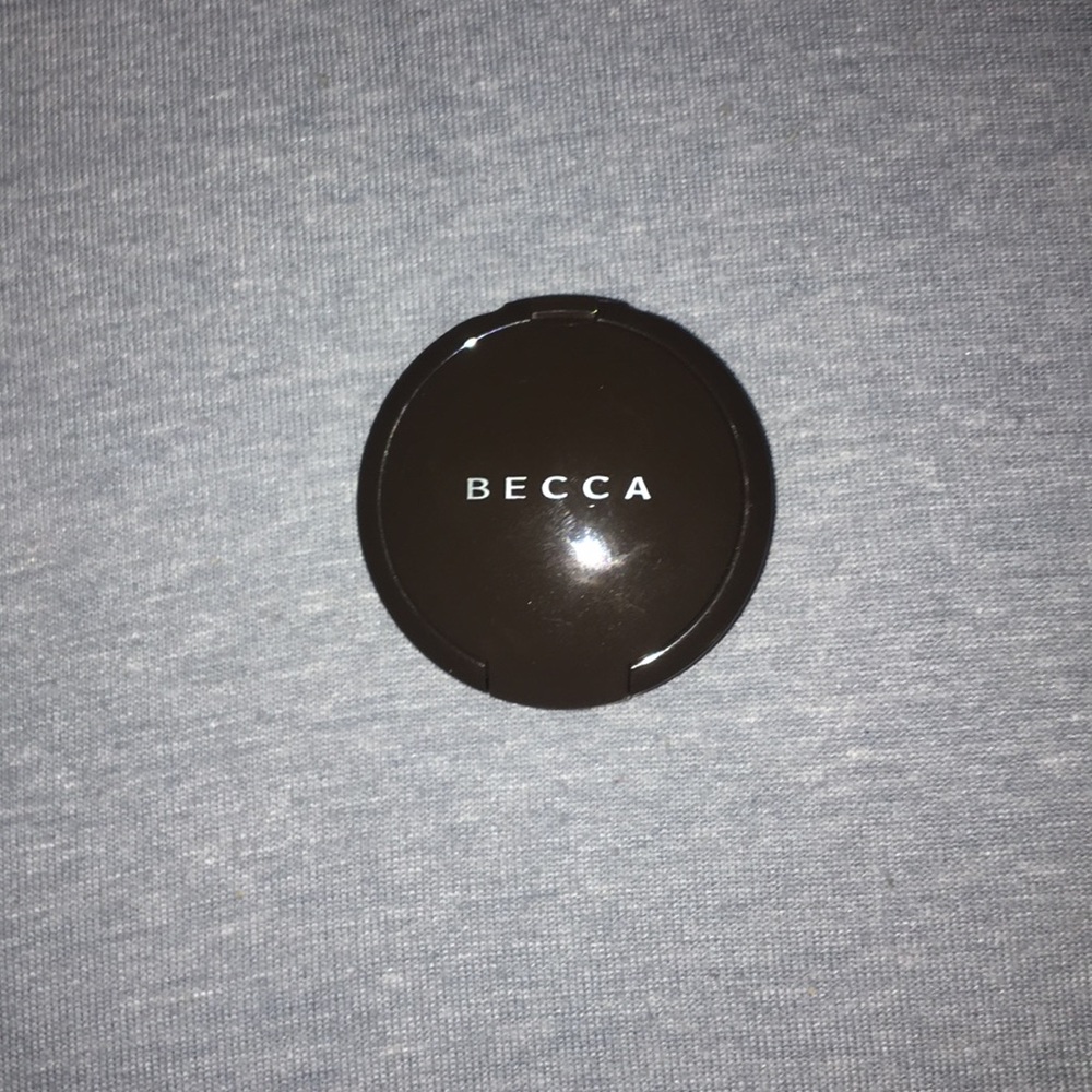 small size becca highlight